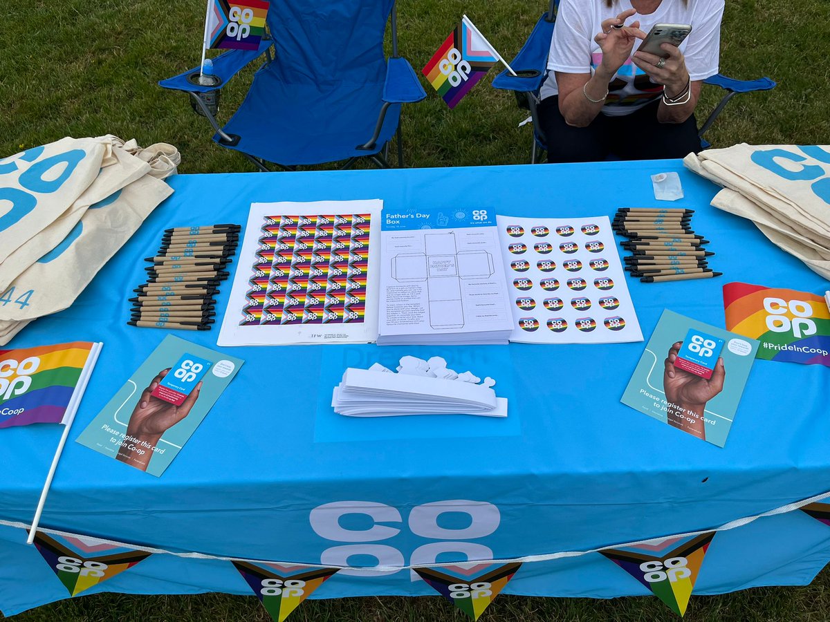 Was a pleasure to attend the 1st Dreghorn Gala since 2009! How amazing it was with local residents & the community coming together to celebrate the village & its local groups! A huge thank you to @coopuk for supplying goodybags! @LindawattMP @gilliancMPC #ItsWhatWeDo #BeingCoop