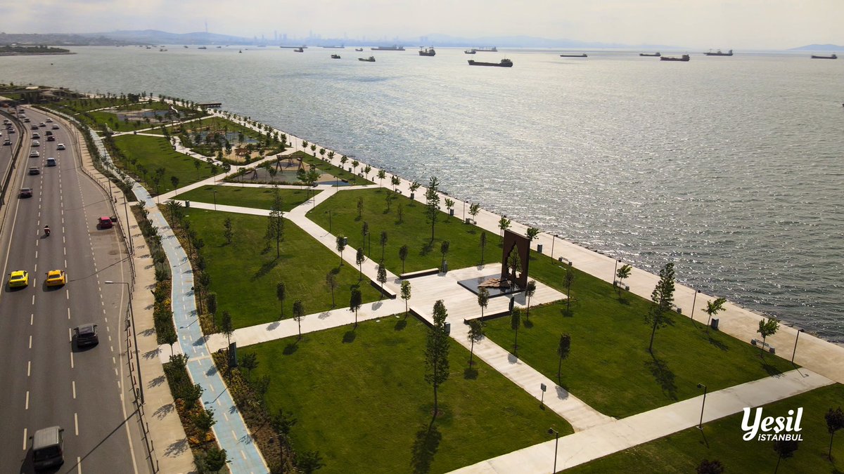 Balkan Parkı çok güzel oldu. 💚

Atıl kalmış alanları yeşillendiriyor, İstanbul’a yeni yaşam alanları kazandırıyoruz.🙌

Balkan Şehirleri Parkı ve Anıtı çocuk oyun alanları, spor sahaları, bisiklet ve koşu parkuru ile sizleri bekliyor. 

@istanbulbld 
#yesilistanbul