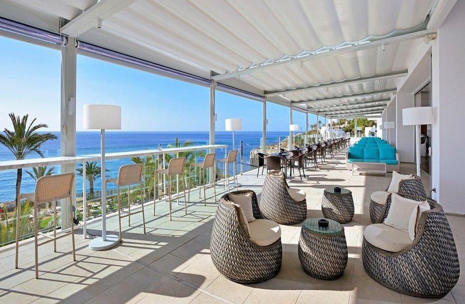 Perfect Getaways tweet media