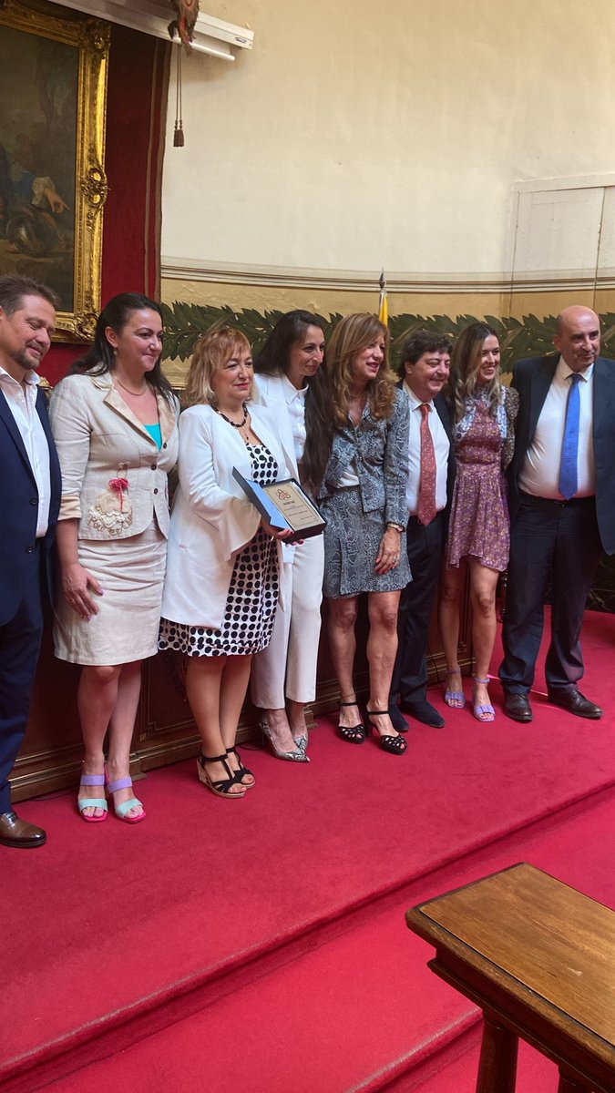 NanoB2A group tweet media