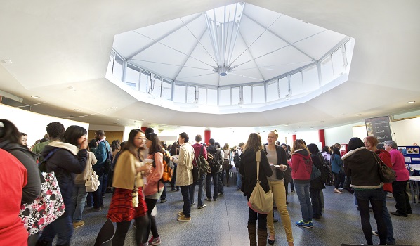 Reminder: if you are not able to join us in Lancaster for the International Corpus Linguistics Conference (#cl2023), you can sign up to watch our live online broadcasts - for free!
Instructions on how to register online can be found here: wp.lancs.ac.uk/cl2023/registr…