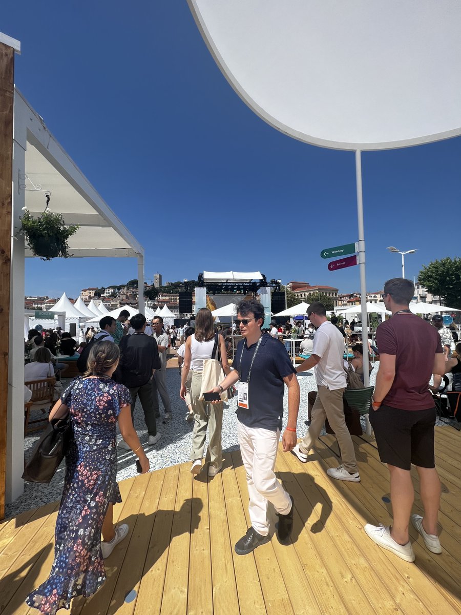 AmazonAds's tweet photo. Bienvenue ร Cannes! We're live from #AmazonPort all week, celebrating creativity that drives progress. https://t.co/GPP9HsiiIQ