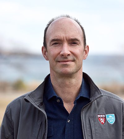 stimbrains's tweet image. It was a great honor to interview @RMarkRichardson who directs the @brainmodlab at @MGHNeurosurg @MGH_RI @MassGenBrigham.
Mark has been a truly inspiring surgeon and neuroscientist to me who follows the spirit to make the OR his laboratory.
Tune in here👇

stimulatingbrains.org/35-mark-richar…