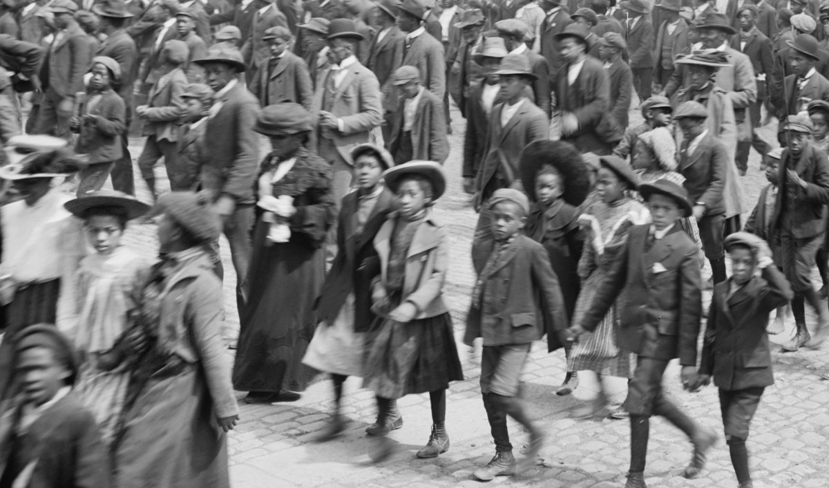 JeffreyGuterman's tweet photo. Juneteenth celebration in Richmond, Virginia on this date June 19 in 1905. Photo source: U.S. Library of Congress. 6/19 #OTD #Juneteenth https://t.co/AeMsv0KpRF