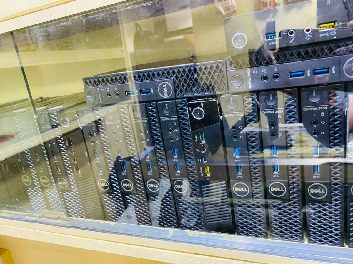 Desktop system prices 

i5 3.5 the full set best for i5 3m

i7 4.5 the full set best for i7 4m 

i3 3m the full set best for i3 2.5m

For the R A M 8G ram 12G ram, 16, ram 6G ram 4G ram

For the Hard drives 1.TB, 750G, 500G, 320G, 250G,