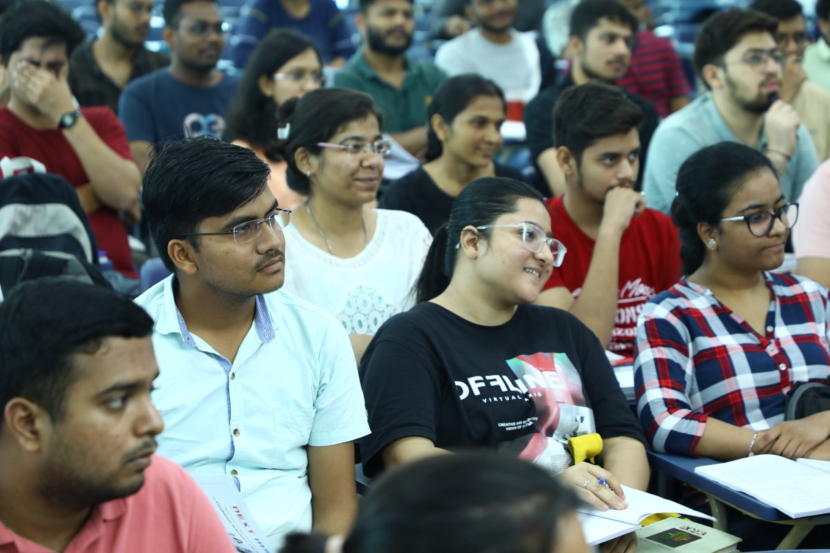 NEXTIAS_Delhi's tweet photo. Glimpses from Open Session on 𝐄𝐬𝐬𝐚𝐲 𝐖𝐫𝐢𝐭𝐢𝐧𝐠 by 𝐑𝐮𝐜𝐡𝐢𝐤𝐚 𝐌𝐚'𝐚𝐦 ✍🏻
Watch the session: https://t.co/YnRAZynoN1

To Enroll: https://t.co/VOJfwoVzqh
Contact: 8081300200

#nextias #upsc #essay #essaywriting #mains2023 #guidance #ruchikabhardwaj #rightapproach https://t.co/N4HccfWtX3