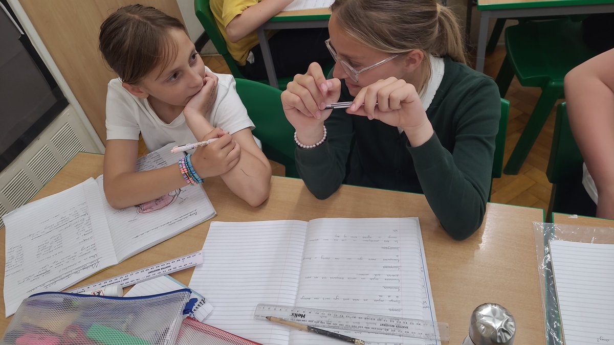 BellfieldPS's tweet photo. We are planning investigations in year 6 this afternoon thinking about how shadows change throughout the day.
#bellfieldscience https://t.co/kGkmHHkEdU