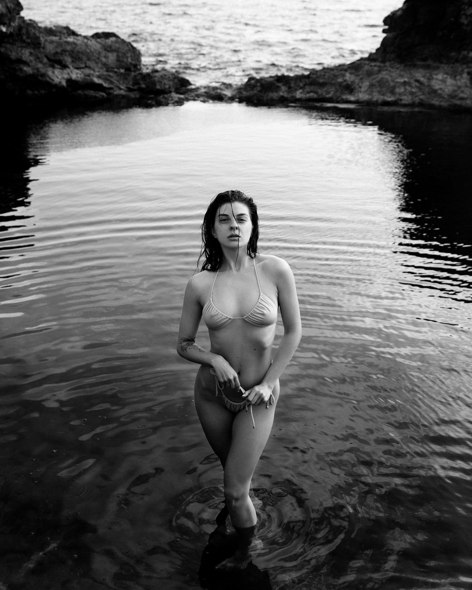 Have a wonderful Monday ❤️

“TENDER” on FND 
0.30 ETH