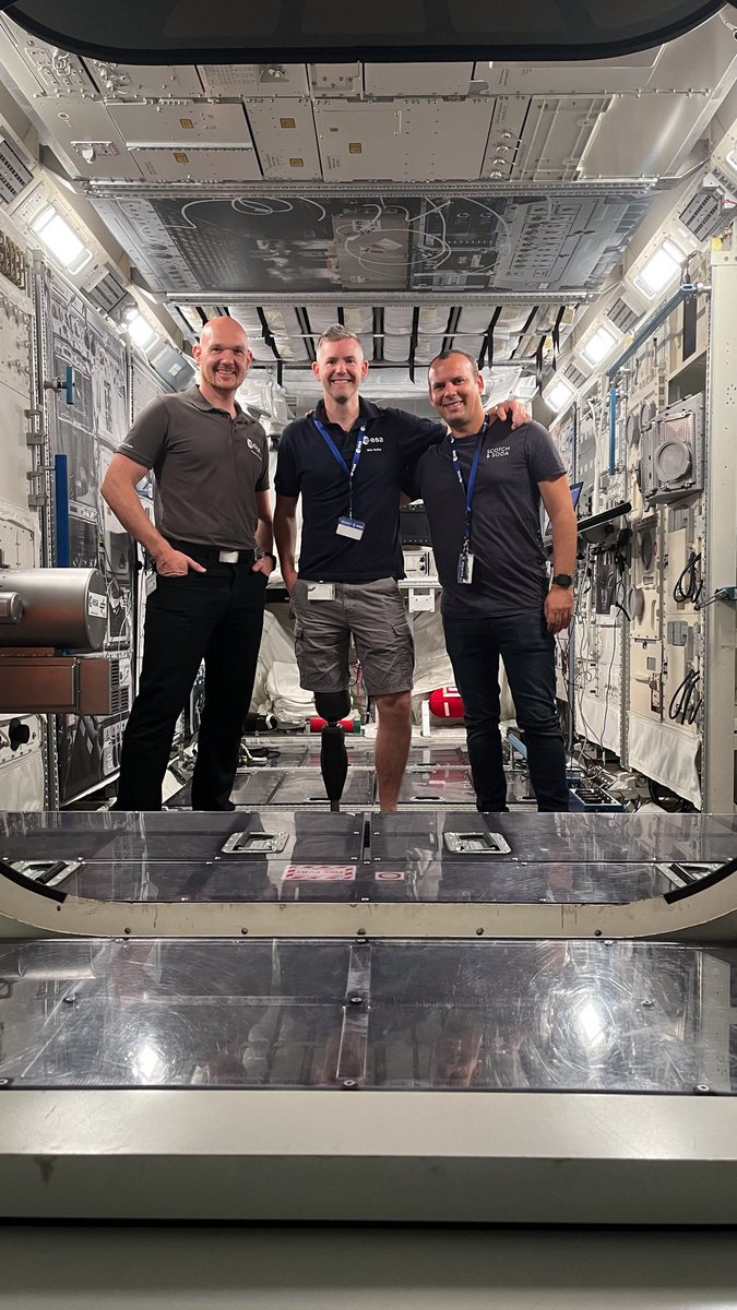 esaspaceflight's tweet photo. A warm welcome to @esa's European Astronaut Centre, John!🧑‍🚀✨ We're excited to have another member of the #ESAastro2022 class joining us. Your journey will be extraordinary &amp; inspiring. Let's explore new frontiers together! #FlyFeasibilityStudy
Meet John👉 https://t.co/WDirpIGMgV https://t.co/YZYNj42K1B
