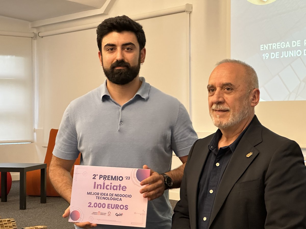ceinnavarra's tweet photo. 🏆 ENTREGA DE LOS PREMIOS INÍCIATE 2023

👏Cuatro ideas de negocio tecnológicas han resultado ganadoras de los Premios Iníciate, impulsados por el Gobierno de Navarra a través de @ceinnavarra 

https://t.co/wcTdqpzxOF https://t.co/WY5xyKOVTA