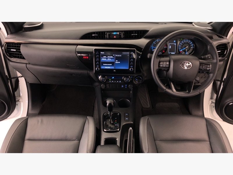 HTMalanda's tweet photo. 🔥🔥🔥New Arrival🔥🔥🔥

2022 Hilux 2.8 DC LGD 4X4 A/T
16 000 km
R779 900

Call, WhatsApp or email us on the below details. 

📲 0826507370
📧 carl@halfwaymalanda.co.za

#HalfwayMalandaToyota #HalfwayMalanda #UmkomaasUsedCars #MalandaUsedCars #UsedCarsMalanda #DJTira https://t.co/QW7GjDA2XD