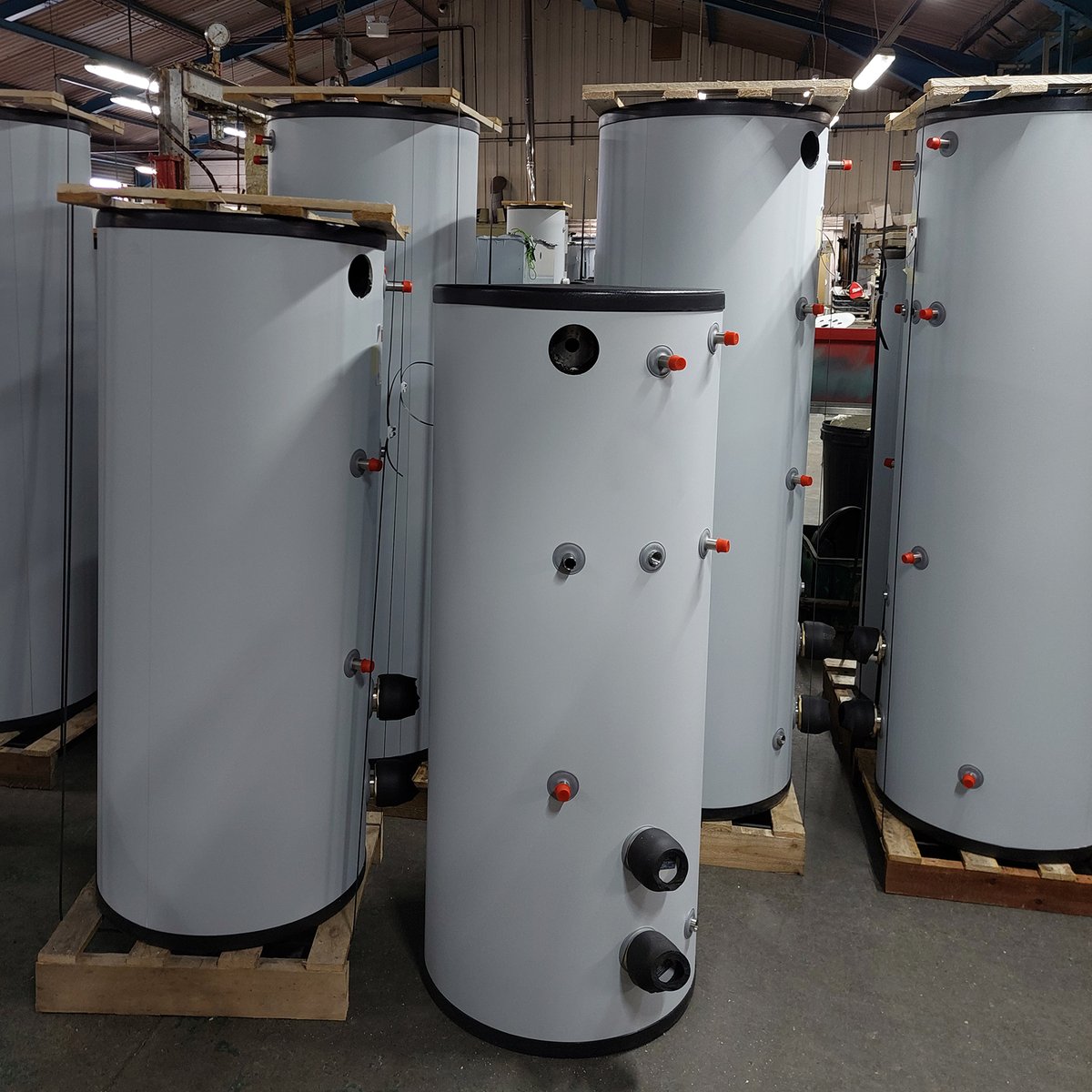 Another batch of quality water heaters is reaching the end of the line!

We have been quality water heater manufacturers since 1985. 

#manufacturemonday #manufacturer #fabdec #excelsior #excelsiorwaterheating #waterheater #waterheaters #waterheating #hvac #ukmanufacturing #ukmfg