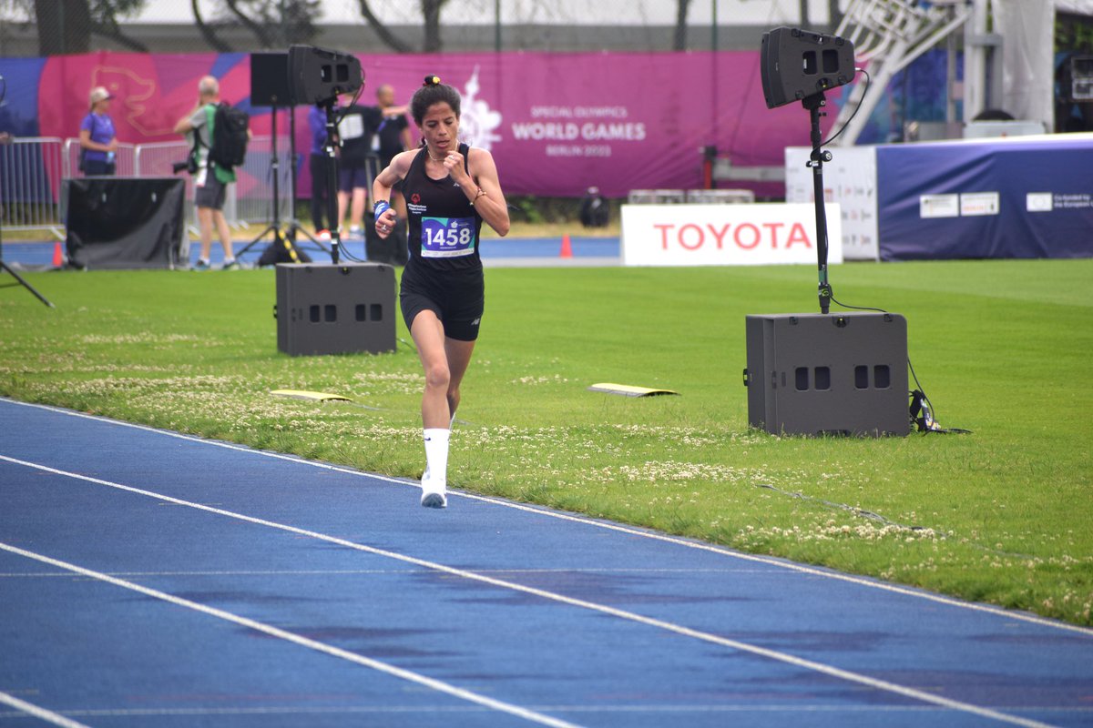 DiegoGaleanoH's tweet photo. Paraguay es oro🥇en #Berlin 

Nuestra atleta @oep_paraguay 🇵🇾, Mónica Prieto, se alzó con la  primera medalla de oro para la delegación en los @SOWG_Berlin2023🇩🇪🥳

Felicidades, Mónica!! 🤩

#ElDeporteNosUne🤝 https://t.co/nkAD7nLif9