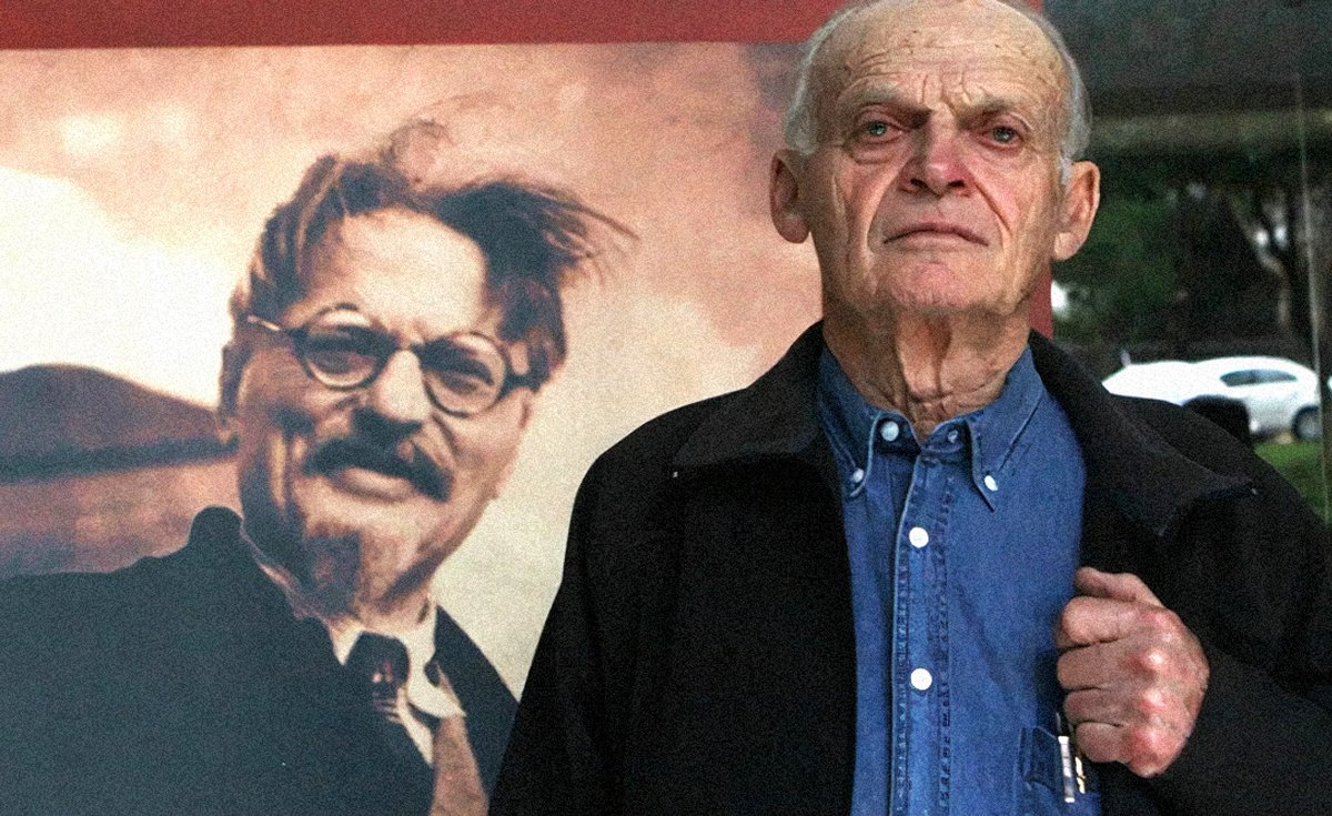 Pliny_1S's tweet photo. The death of Esteban Volkov signifies the disappearance of the last remaining physical link with Leon #Trotsky ✊

Alan Woods @marxistcom writes: https://t.co/uv5Y0BdqWH

#EstebanVolkov #Volkov #LeonTrotsky #Bronstein https://t.co/lOdcnNPtCV