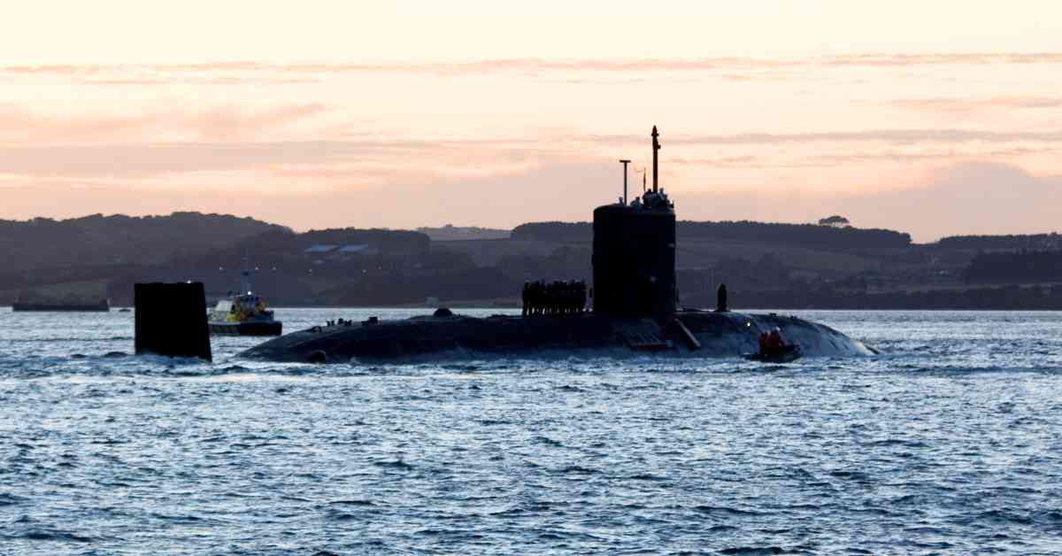 MarineInsight's tweet image. United States Navy Christens Its Newest Virginia Class Submarine “USS Iowa”

...Check Out this article 👉marineinsight.com/shipping-news/… 

#USSIowa #Submarine #USNavy #Shipping #Maritime #MarineInsight #Merchantnavy #Merchantmarine #MerchantnavyShips