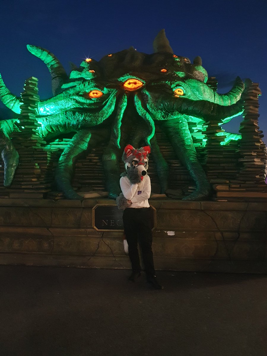 It is always fun to create some tentacle hentai with the great old ones UwU

#furry #fursuit #furryfandom #FursuitEveryday #furrycommunity