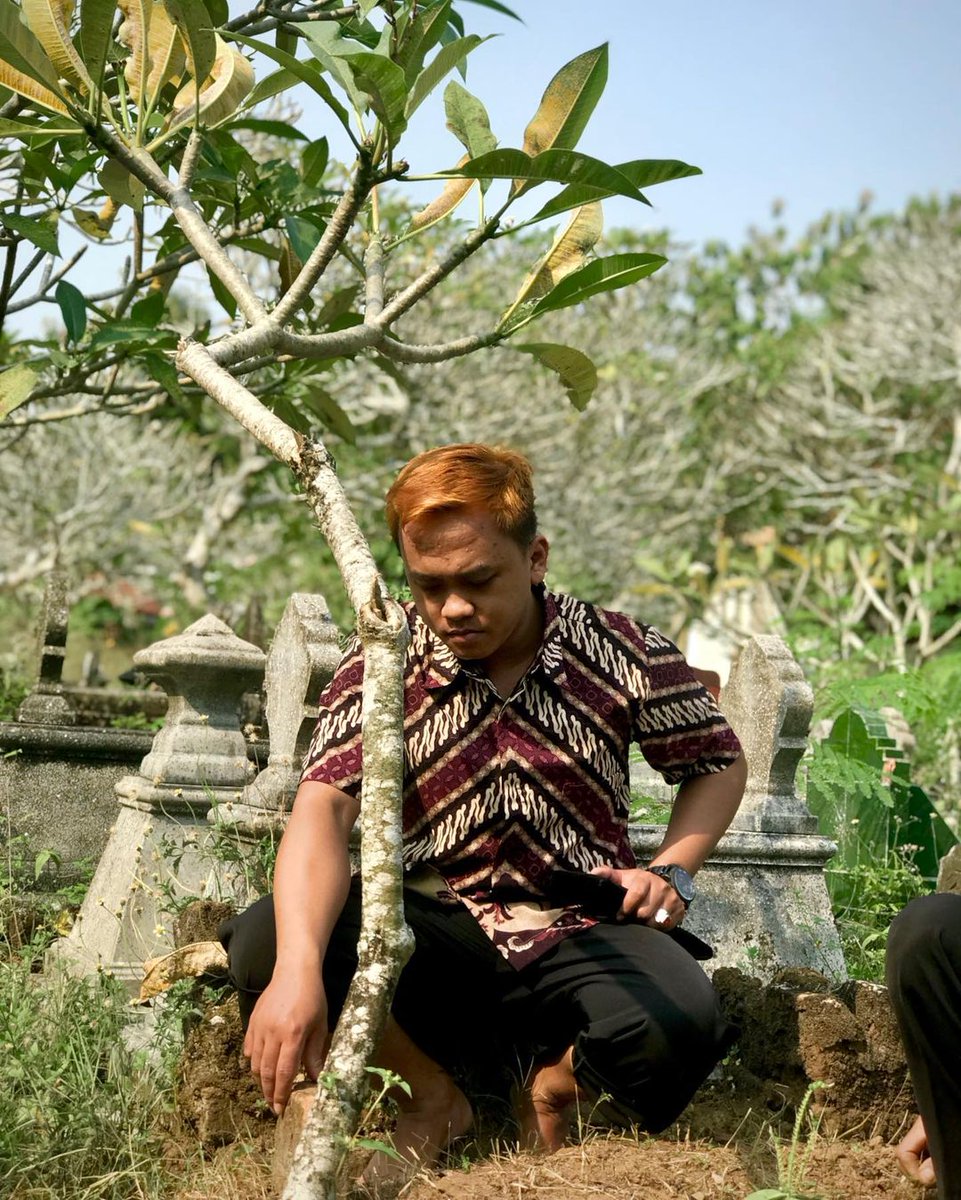 BlusukanBantul's tweet image. repost @wahyu.waton

Rindu sebenarnya adalah ketika di pisahkan dari Alam yang berbeda ,

#wahyuwaton #jogja24jam #explorekulonprogo #dieng #dolanpurworejo #jogjaku #lfl #yogyakarta #kisahtanahjawa #blusukanbantul #explorebantul 💙💙 #explorejatim #wonosobohitz