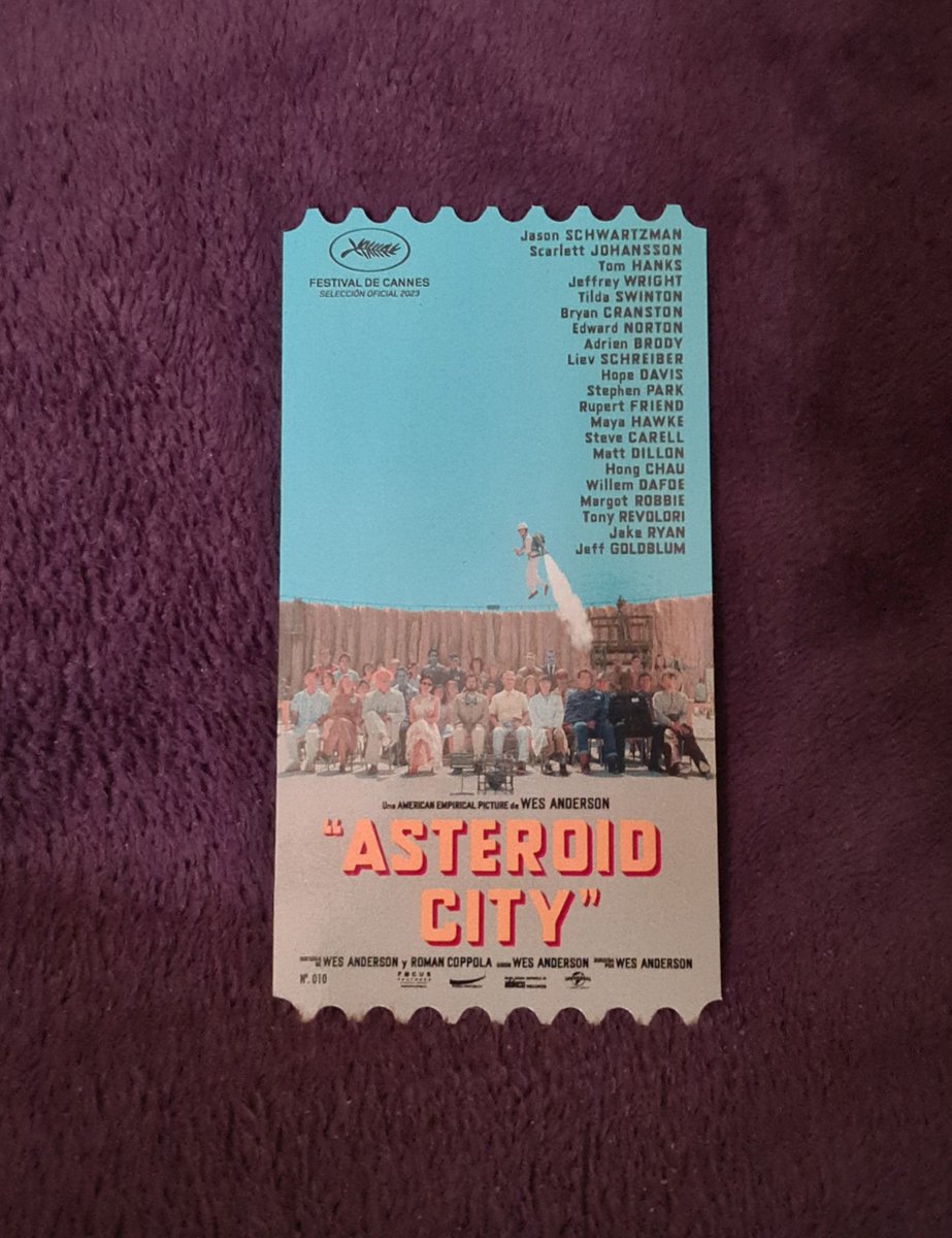 Y de #AsteroidCity solo decir que es 100% Wes Anderson... Con su aspecto visual tan particular, pero me sigo quedando con Fantastico Mr. Fox e Isla de Perros... Anderson deberia dedicarse a la animacion... Lo mejor de la pelicula?? La escena de animacion... Jajaja @cinespalafox