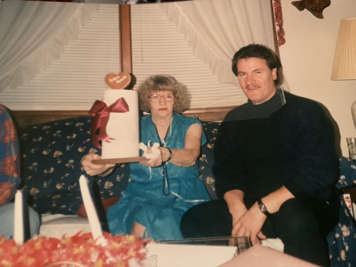 Ashlea_Doyle's tweet photo. 26 years ago you closed your eyes on Earth &amp; opened them in Heaven! Dad, I miss you every single moment of every single day! Today is my least favorite day of the year as it reminds me yet again of what I no longer have. One of my most precious best friends! 😔💔 https://t.co/YDDrVdd7QD