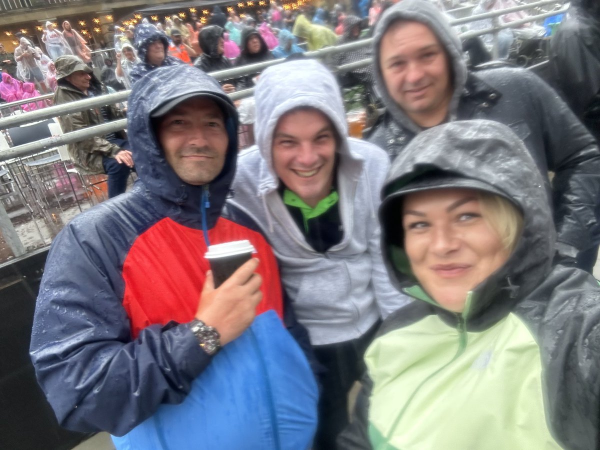 VickieRose08's tweet photo. @Naomi56884849 @AshcroftBen @ThePieceHall @UB40 We didn’t let the rain stop us from having a dance 😁🥳 https://t.co/KDiY94Mg2n