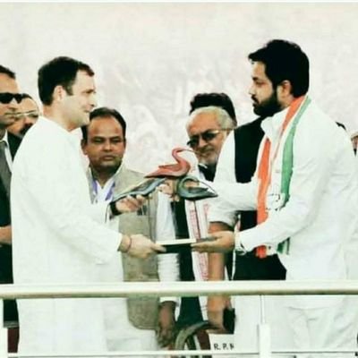 kumarGauravIyc's tweet photo. Wishing you a very Happy Birthday @RahulGandhi ji! 
Keep Shining and Keep Smiling Sir.
#HappyBirthday https://t.co/iQBNWhpr4e