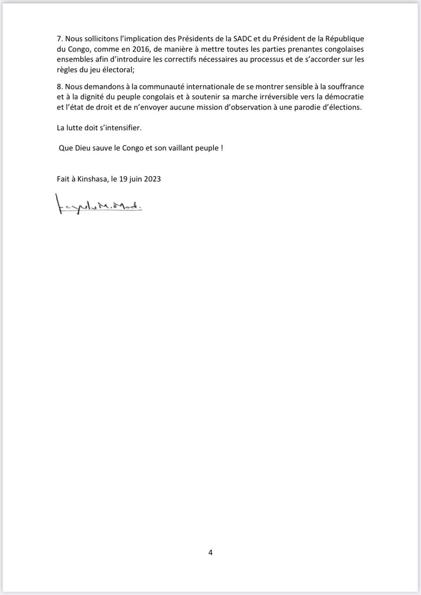 Point de presse:
Nous annonçons à l’opinion que nous avons décidé de ne pas déposer les candidatures de nos membres à tous les niveaux des élections, tant que le fichier électoral ne sera pas refaite dans la transparence et auditée par un cabinet extérieur compétent en la matière