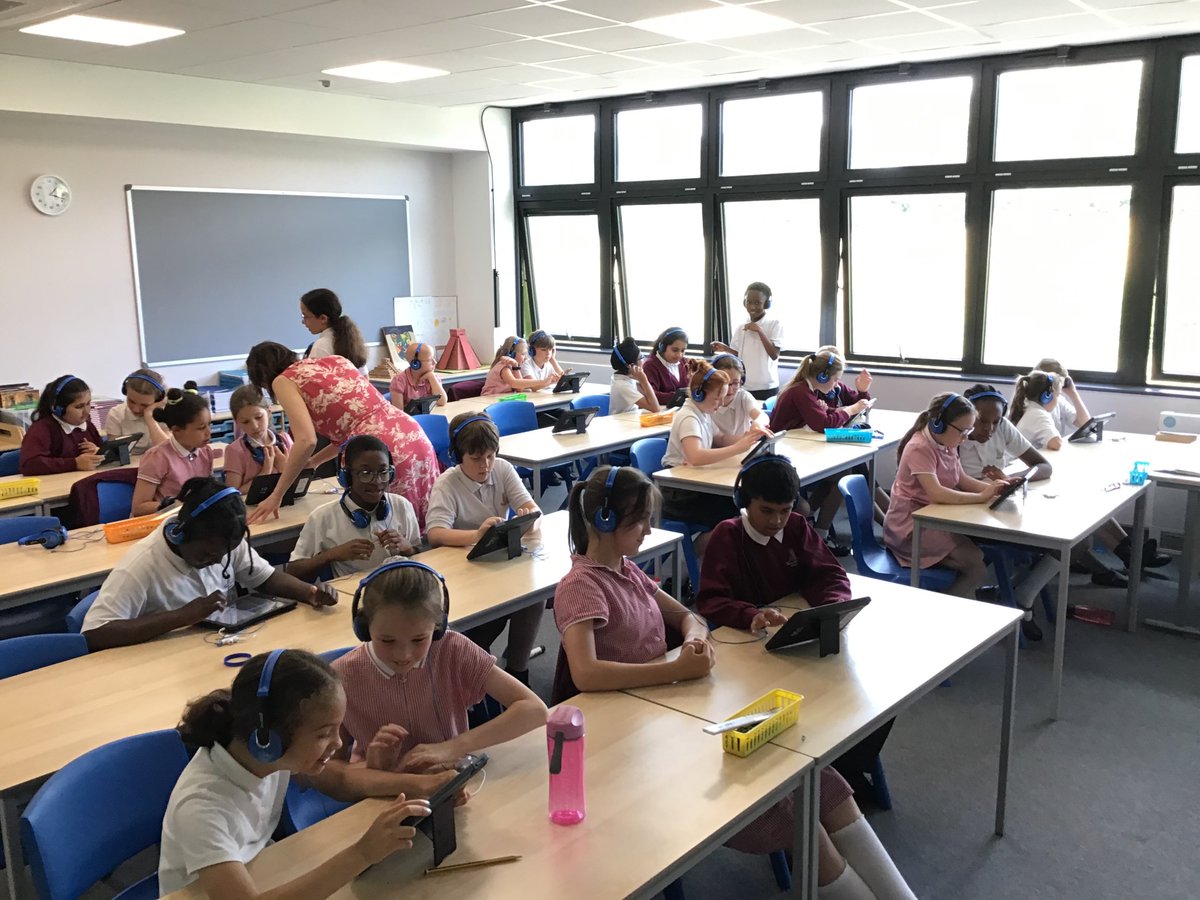 KHPschool's tweet photo. Da Vinci class have loved using the iPads in Music this half-term to create marvellous compositions! https://t.co/DcZVwOngfH