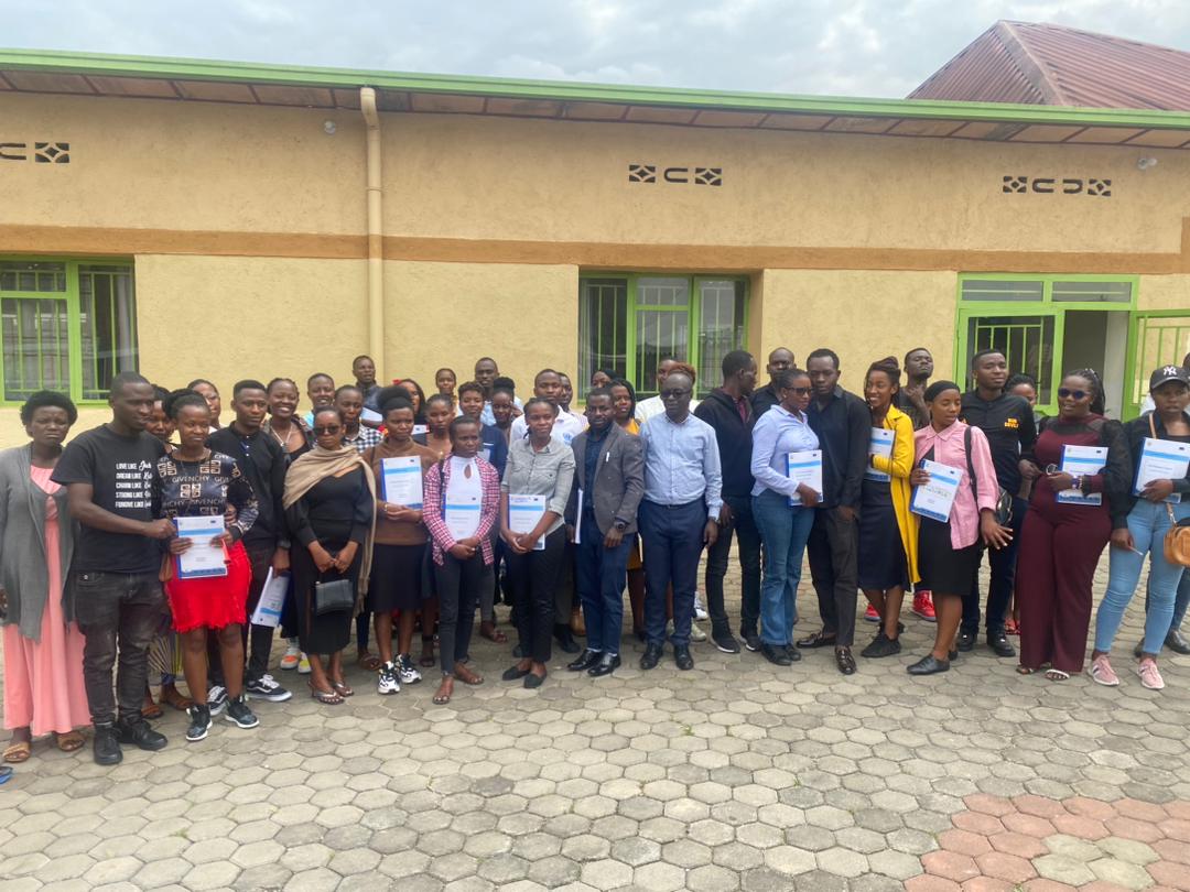 Ak_Access's tweet photo. Today @Ak_Access  officially closed WR training to Hospitality and tourism graduates under @Ubukerarugendo IMBERE Project, over 530🧑‍🎓👩‍🎓 benefited from it  and are being placed for jobs opportunities across Hotels, motels and tour companies in Kigali, Musanze, Rubavu and Rwamagana https://t.co/JsFp6Vp4wB