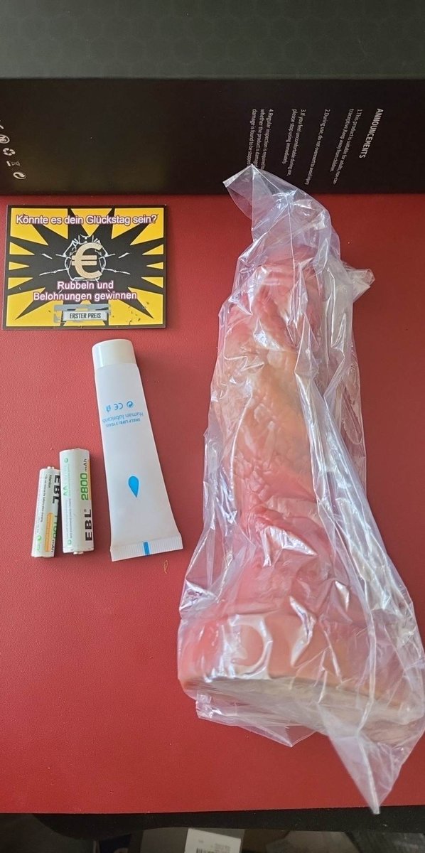 wodde05's tweet photo. un grand merci à @Cassie_ad2 pour ce cadeau monstrueux !!! non mais j serais jamais prés pour demain !!!! et je parle même pas des jours de RTT et de rééducation 😱😅😂🧑‍⚕️🥰😘😘😘 https://t.co/7jD6FjVCxR