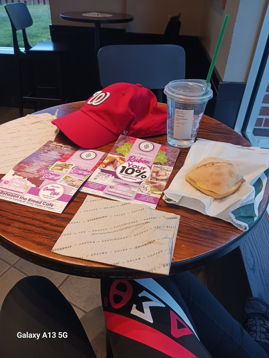 DevonyaSmith's tweet image. Listening to Oh Boy (feat. Juelz Santana) by Cam'ron on @PandoraMusic
pandora.app.link/3Ypvfg80KAb