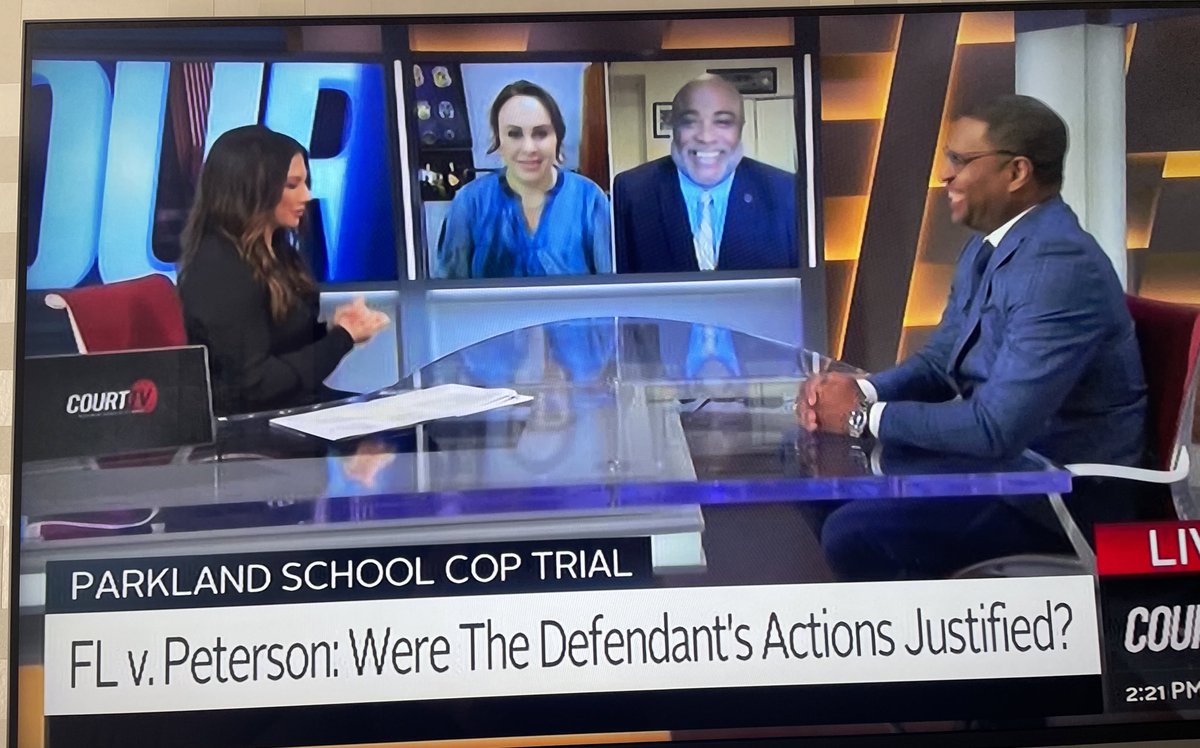 imadriienne's tweet photo. omg, this analysis is outstanding👏🏼

@JulieCourtTV @CourtTV #RickKing @MelissaPink333 #JoeEsted 👏🏼

discussing #ParklandSchoolShooting #ParklandSchoolCopTrial #ScotPeterson. 

what do you guys think? should #ScotPeterson have charges brought against him?🤔 is he a coward?🤔 https://t.co/sb72ttwzok