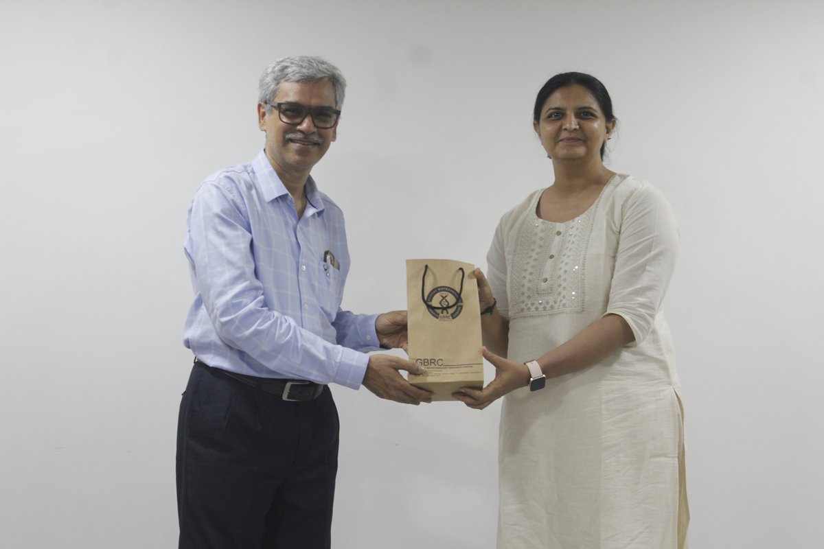 gbrc_gujarat's tweet photo. As a part of PRABODH (Promoting Research Awareness in Biotechnology for Development of Human Resources), an initiative taken by GBRC. Prof. (Dr.) Pranjal R. Modi, Vice Chancellor of Gujarat University of Transplantation Sciences , delivered a talk on "Transplantation Sciences". https://t.co/j5LYZyyuJC
