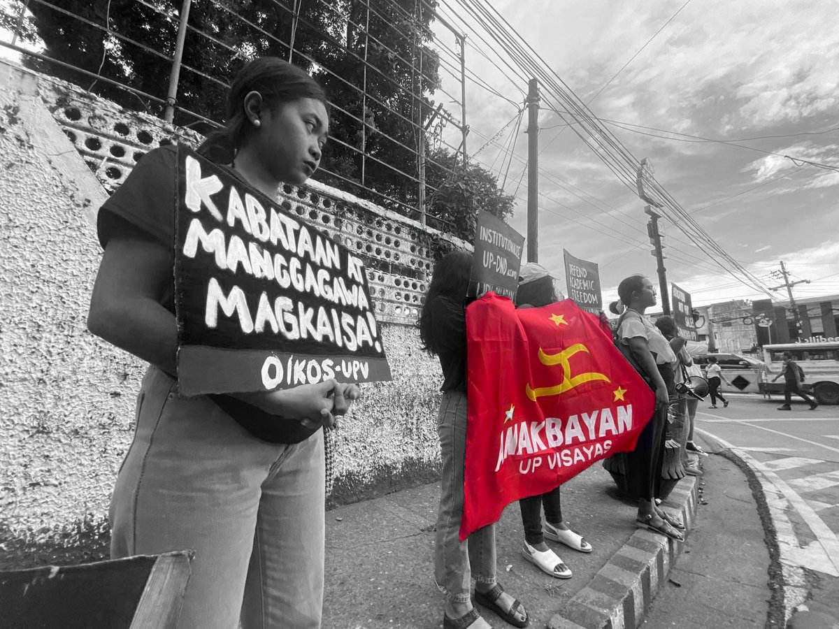 karatulaupv's tweet photo. ICYMI: KARATULA UPV along with other progressive youth and student organizations in Panay joined the picket rally for the commemoration of Araw ng Kabataang Pilipino, bringing the calls of the most pressing issues that the youth face today. https://t.co/1HO8WVukcz