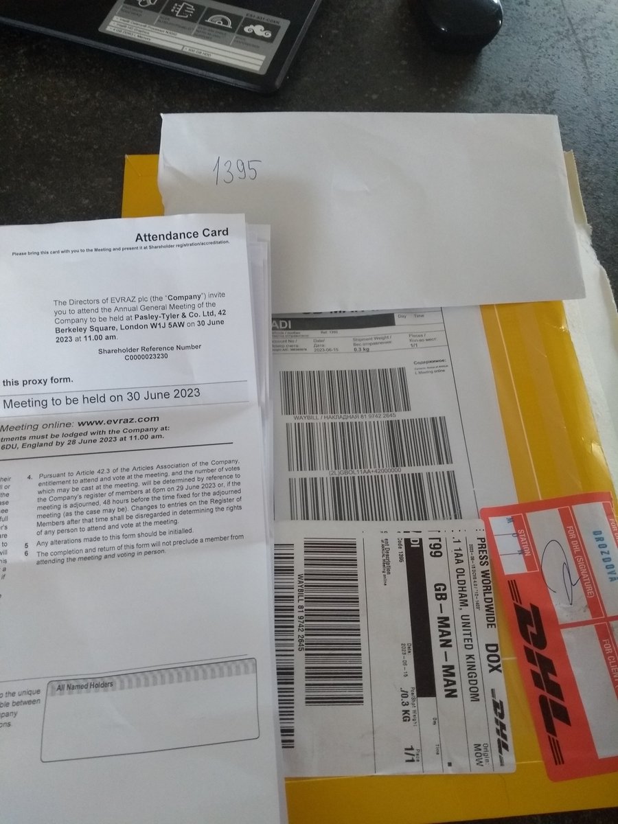 MajestictraderA's tweet photo. Wondered what this was about when it got delivered earlier 🕵️♂️. All the way from Russia (With Love?). Actually opened it at arms length 😅. #EVRAZ #EVR https://t.co/dUwXoO4lFU