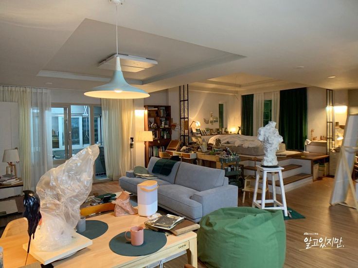 bebsays's tweet image. ห้องนาบีคือสุดๆละ ถ้ามีแฟนคือไม่ออกจากห้องอีกเลยอ่ะ หมายถึงไล่แฟนออกไปกุจะอยุ่ของกุคนเดียว