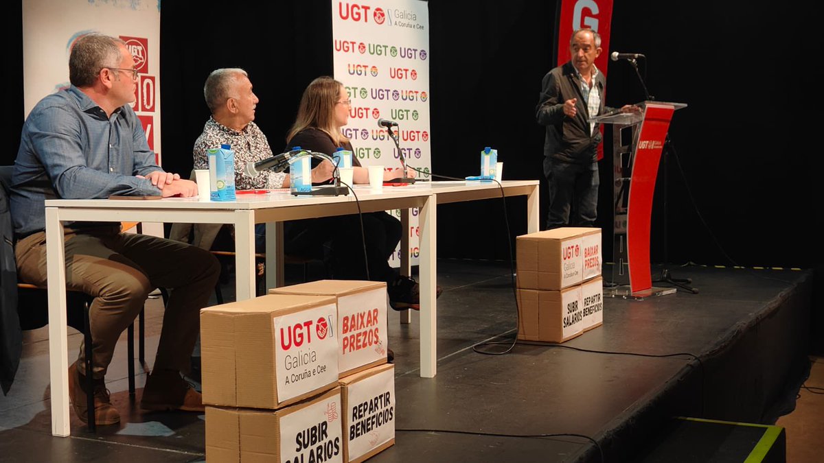 SG_UGT's tweet photo. 🔝Hemos hecho asamblea de UGT en A Coruña.

📣Pedimos a los partidos que digan si van a respetar lo firmado: garantía de las pensiones del baby-boom sin recortes, su revalorización con el IPC, el contrato indefinido como el habitual, ERTEs, recuperación convenios.. 

#ConUGTGanas https://t.co/hBuGfdtoi1
