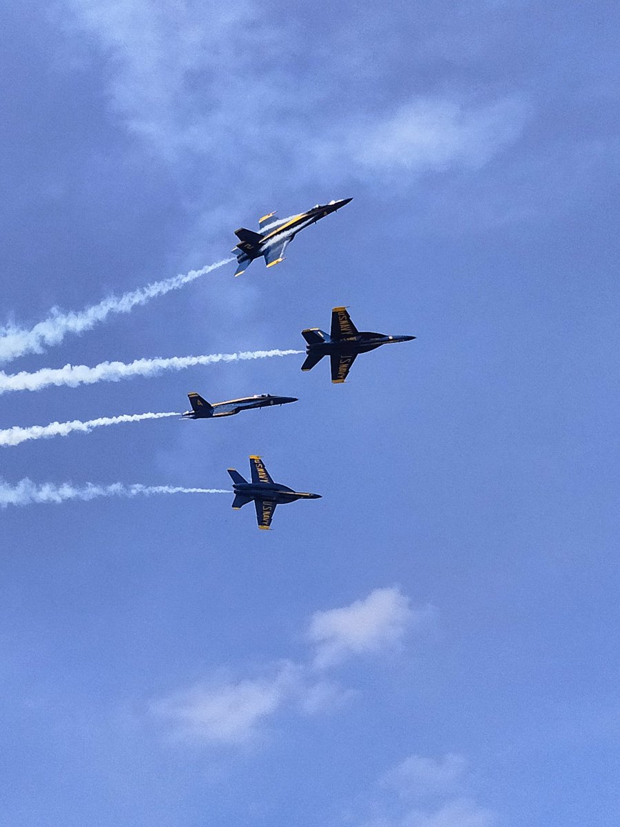 Science_101TM's tweet photo. Some photos of the @BlueAngels from the 2023 #columbusairshow this past weekend at Rickenbacker Airport (LCK) https://t.co/qfobWIBvBL