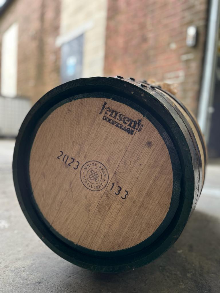 Something new for our 2024 Wire Works Whisky release plans, which now include a very limited edition English Oak quarter cask, made from Staffordshire oak at Jensen's cooperage in Yorkshire.   

Find out more about our wood program here: whitepeakdistillery.co.uk/wood-program-a…

#englishwhisky