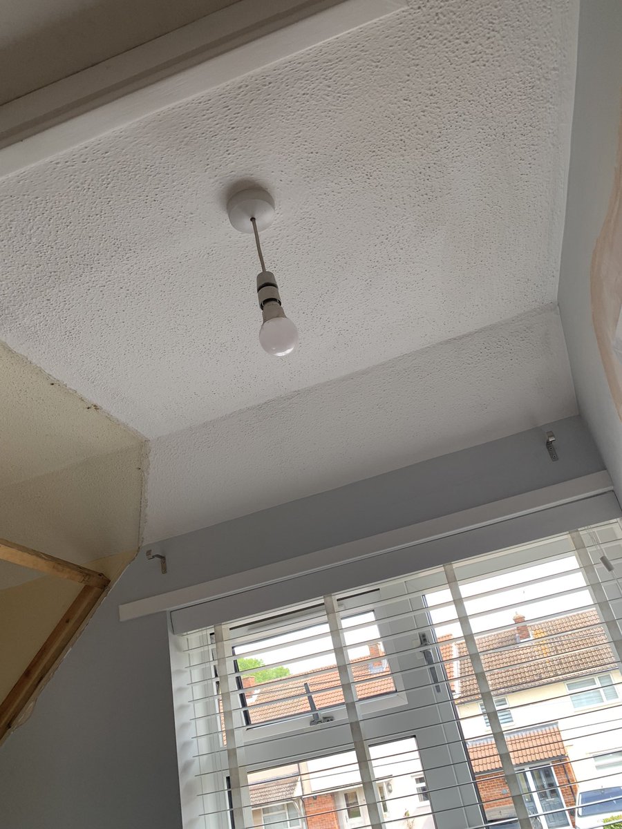 Pulling down a pitched bulkhead over a stairwell this weekend & Getting it ready for plastering today …. #stairwell #plasterers #customerwantscustomergets #homeimprovements #stevenage #hertfordshire