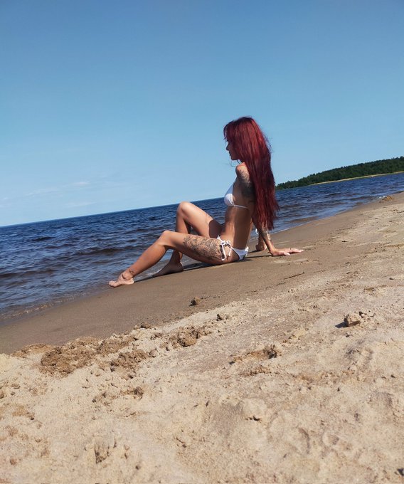 May I be the next Ariel 🧜🏻&zwj;♀️?  @CherryTV https://t.co/j5N8RVQiSc<a class="tags" target="_blank" title="On Twitter" href="/?out=eyJ0eXAiOiJKV1QiLCJhbGciOiJIUzUxMiJ9.eyJpYXQiOjE3MjQ2MTU1OTYsImlzcyI6InR3cG9ybnN0YXJzLmNvbSIsIm5iZiI6MTcyNDYxNTU5NiwiZXhwIjoxNzU2MTUxNTk2LCJyZWRpcmVjdF91cmwiOiJodHRwczovL3R3aXR0ZXIuY29tL0NoZXJyeVRWIn0.5JBLjP9IACA1BDgdYYEOmK3ozUwq258qSqqols1do8Zj3-HP73zb3NPb3HYx_HKMWfDbLEgGy1kHwWrmEpMsAg">@CherryTV</a>