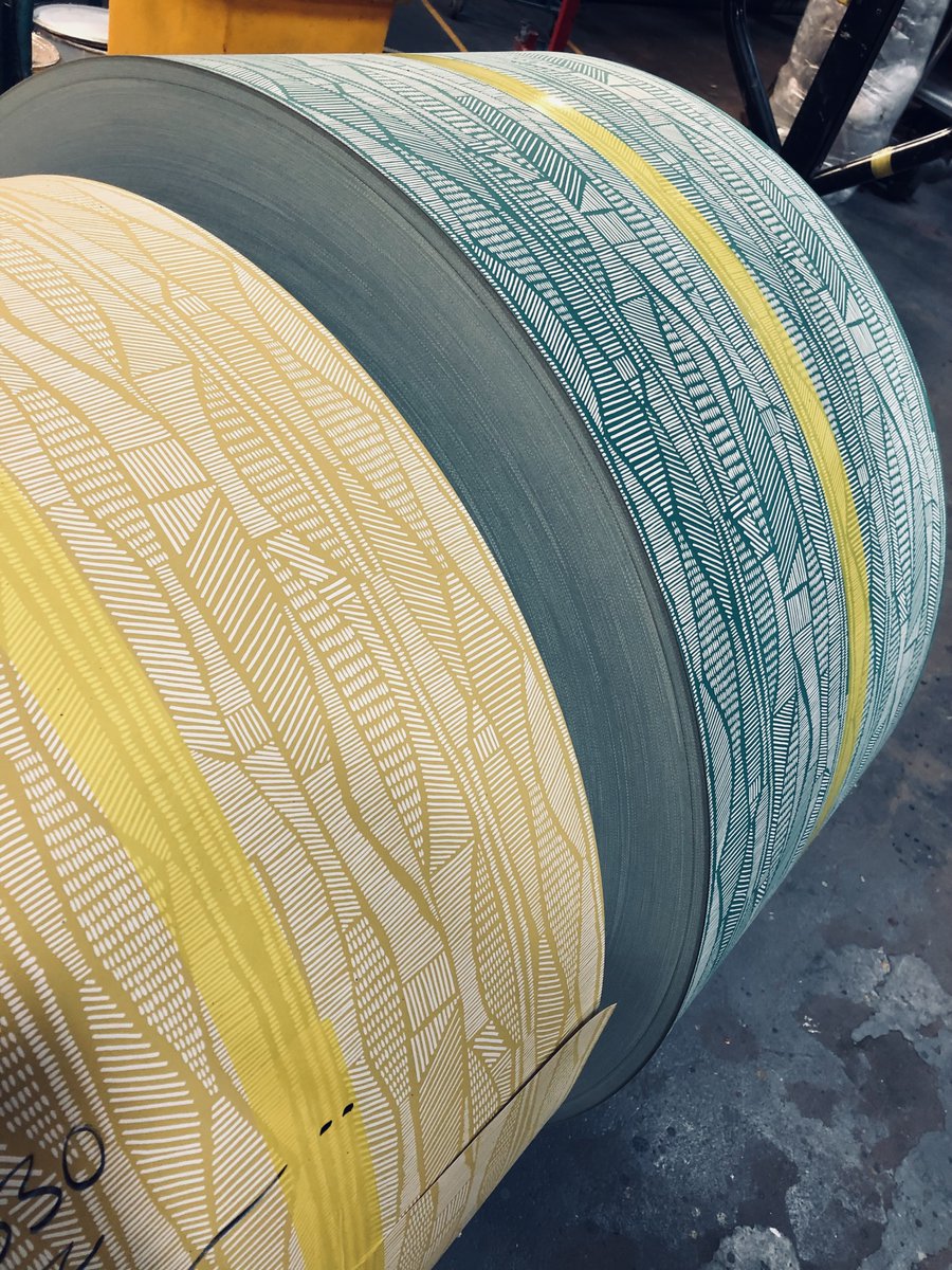 MissPrint_Ltd's tweet photo. Hot off the pressโฆ
Jumbo roll time, our Skylark wallpaper printed and waiting to be reeled into individual rolls ready for your walls!
#missprint #missprintwallpaper #wallpaperdesign #behindthescenes #patternmakers #wallpaperprinting #printingprocess #insidethefactory #wallpaper https://t.co/hHoFRM72Eq