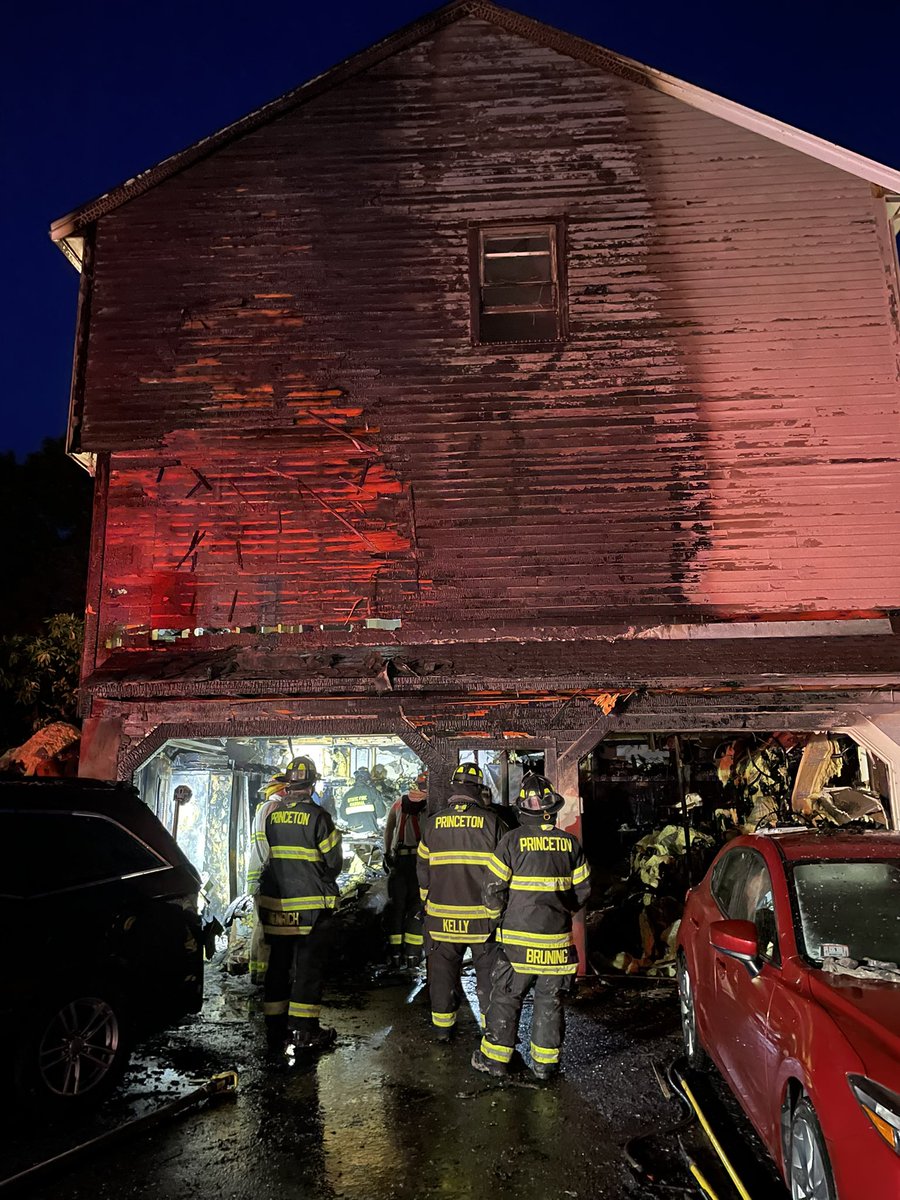 Sterling Fire Department tweet media