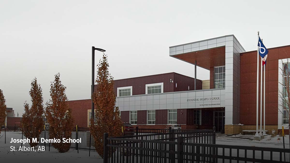 Smith + Andersen tweet media