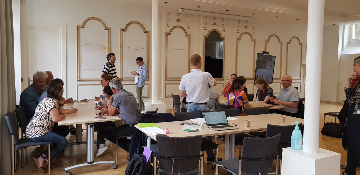 ▶️Ce matin à la Rencontre Régionale #pric Initiatives Territoriales à Besançon.
👥 13 porteurs de projet étaient réunis autour de la table pour ce bilan de l'appel à projets. 
🗣️Une journée riche d'échanges, de partage et d'expériences organisée par la <a href="/bfc_region/">Région Bourgogne-Franche-Comté</a>