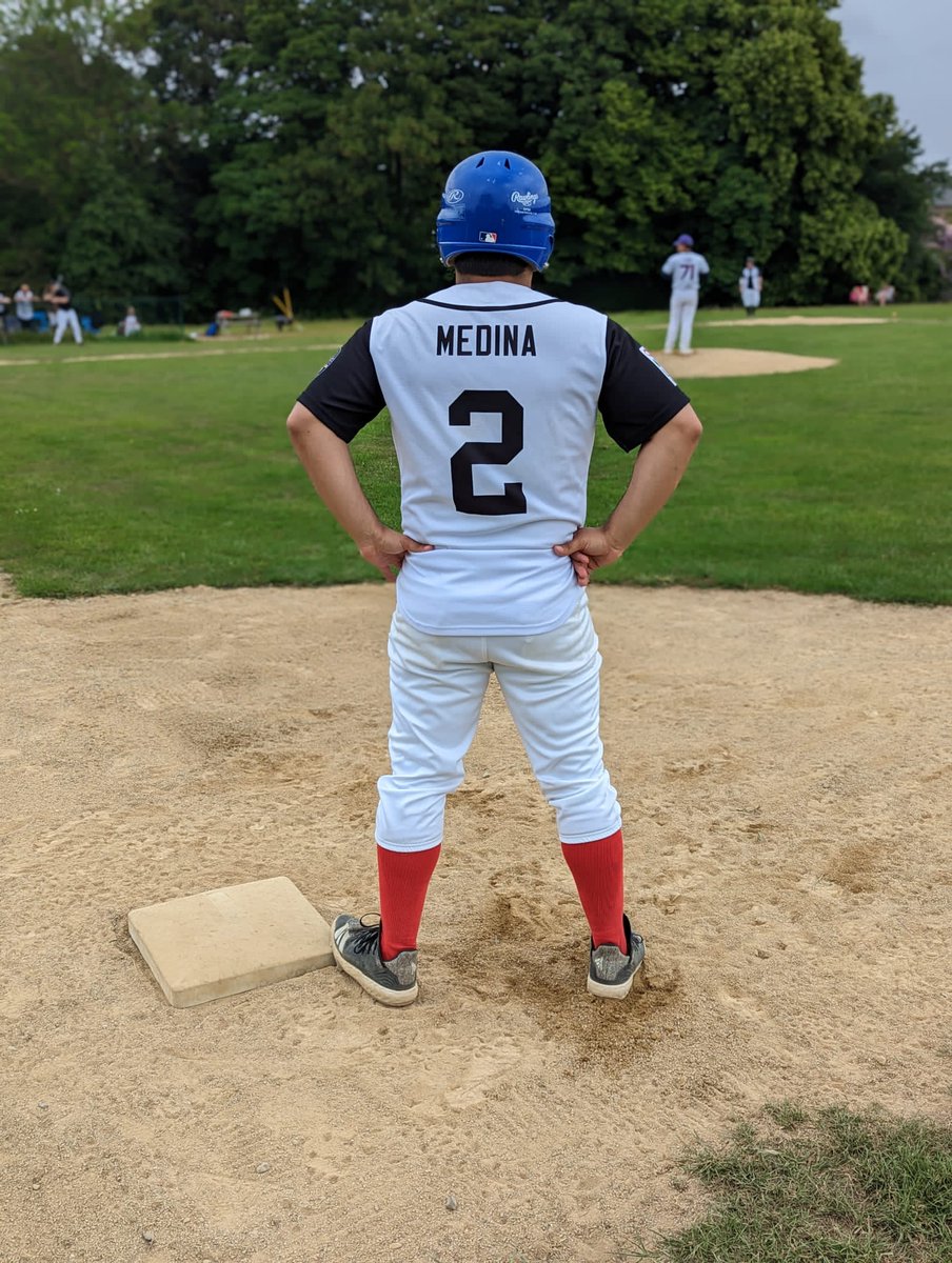 nebaseballuk's tweet image. Another split series this weekend between the DU Wolves and the Newcastle Nighthawk Wings. The Wings took game one 7-6 with clever baserunning. Game two ended 10-7 in favour of the Wolves as a strong last inning by ace Samuel Tuan halted the Wings' comeback #britishbaseball