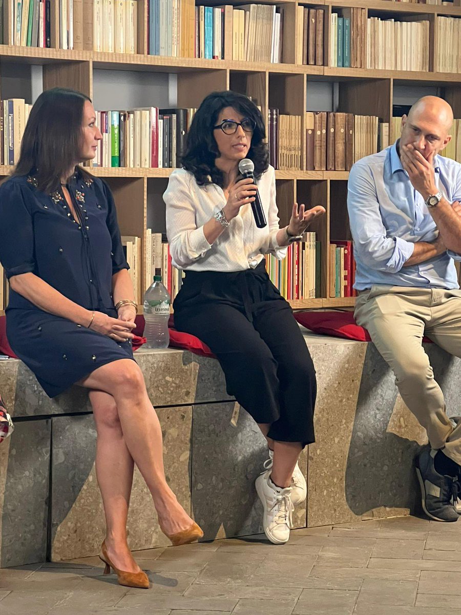 "Per generare un reale impatto sociale, le aziende devono costruire progettualità a lungo termine. È fondamentale che i valori della DE&amp;I si riflettano in tutte le attività, permeando ogni funzione aziendale" Doriana De Benedictis, DE&amp;I Leader EY Europe West.