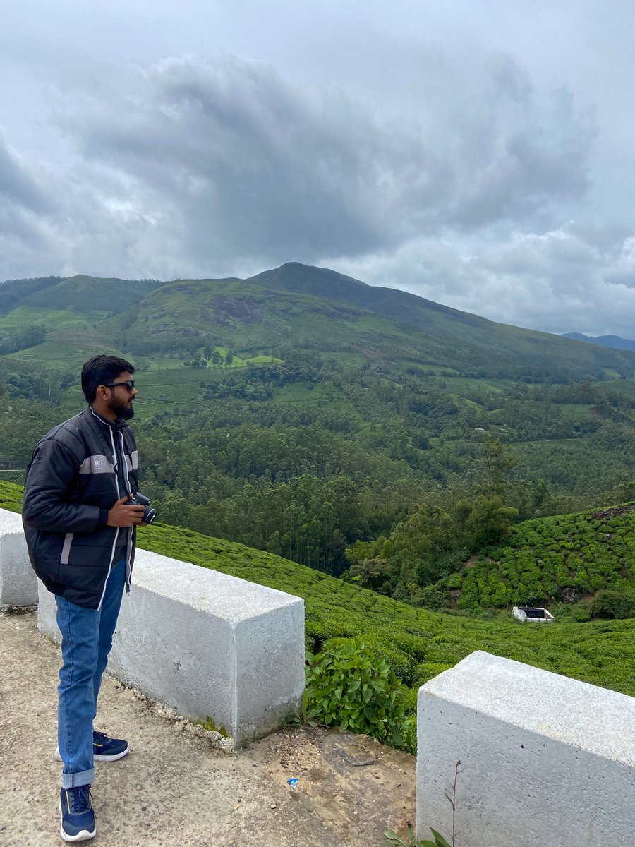 anasmubarisoffl's tweet image. 𝓘𝓻𝓾 𝓴𝓪𝓪𝓵𝓲𝓷 𝓲𝓭𝓪𝔂𝓲𝓵𝓪𝓮 𝓤𝓻𝓪𝓼𝓾𝓶 𝓹𝓸𝓸𝓷𝓪𝓲𝔂𝓪𝓪𝓲 𝓥𝓪𝔃𝓱𝓴𝓪𝓲 𝓹𝓸𝓽𝓱𝓾𝓶 𝓪𝓭𝓪𝓭𝓪 ,𝓔𝓽𝓱𝓲𝓻 𝓴𝓪𝓪𝓷𝓾𝓶 𝔂𝓪𝓪𝓿𝓾𝓶𝓪𝓮 𝓣𝓱𝓮𝓮𝓷𝓭𝓪 𝓽𝓱𝓸𝓸𝓷𝓭𝓾𝓶 𝓪𝔃𝓱𝓪𝓰𝓪❤️.

Much needed trip.
#Munnar #Munnardiaries