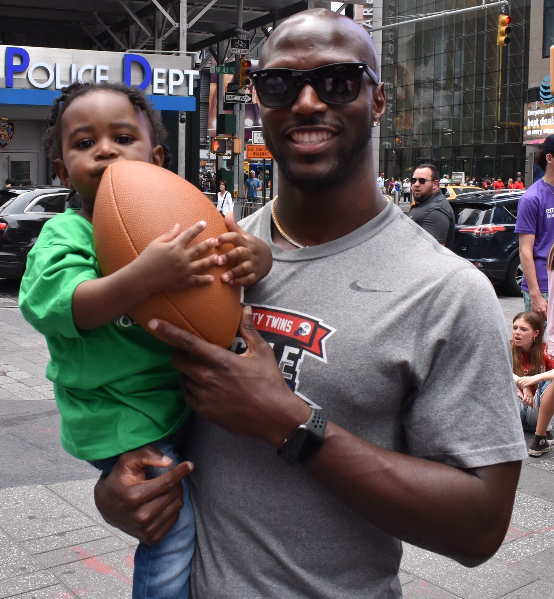 EmbraceKids tweet media