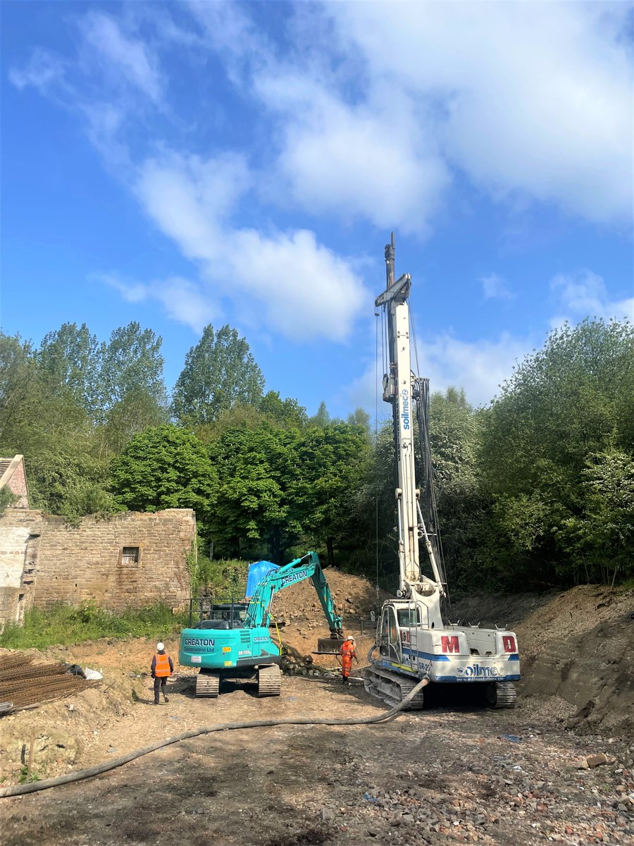 The Maltings, at Baileys Mill, Matlock. 📍

Piling began on site last month. This involves installing deep foundation elements known as piles. They are driven into the ground to structure to deeper, more stable layers of soil or rock.

#construction #ukconstruction