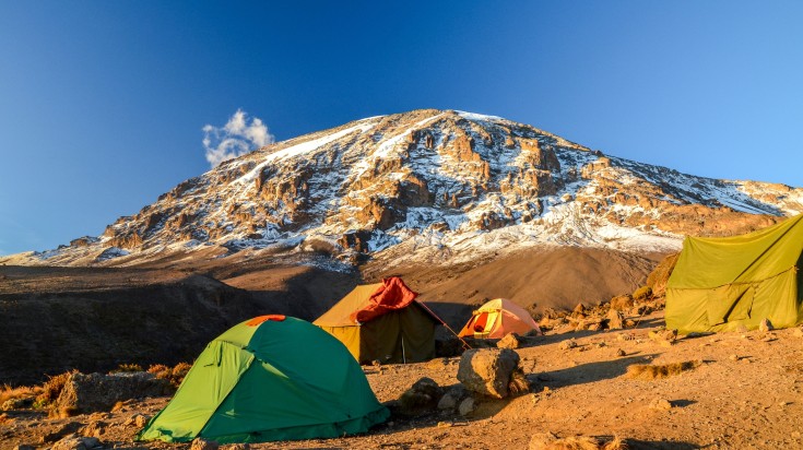kilibound's tweet photo. Embark  on the ultimate adventure as you scale the majestic heights of Mt  Kilimanjaro Africa's highest peak.Standing proudly at 5,895 meters  (19,341 feet) on Kibo's crater rim,the summit of Uhuru Peak awaits  those determined to reach its lofty heights.

https://t.co/ZZ6ehTNNG5 https://t.co/SUTJqQbKvZ